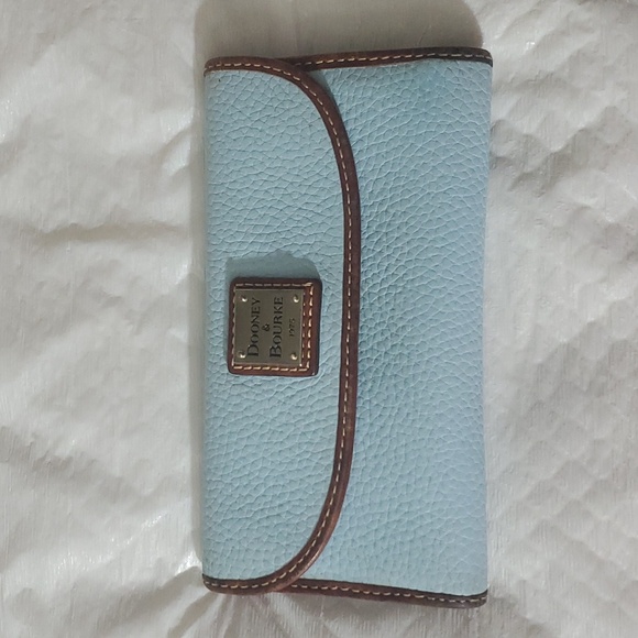 Dooney & Bourke Light Blue Wallet - Picture 1 of 13